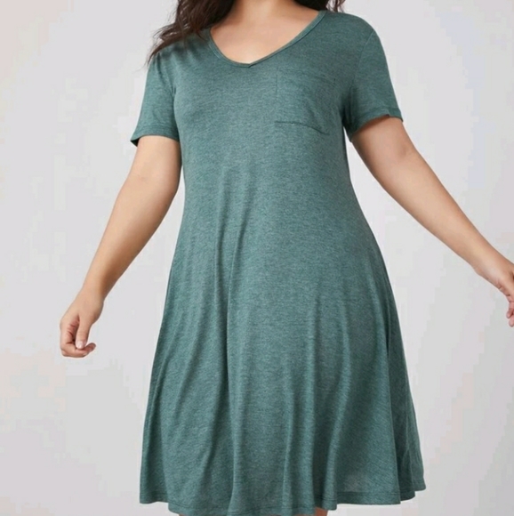 NEW Plus Knit Pocket Dress - Picture 2 of 7